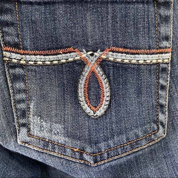 Lucky Brand Berkeley Crop Embroidered Pocket Jeans - Picture 10 of 14